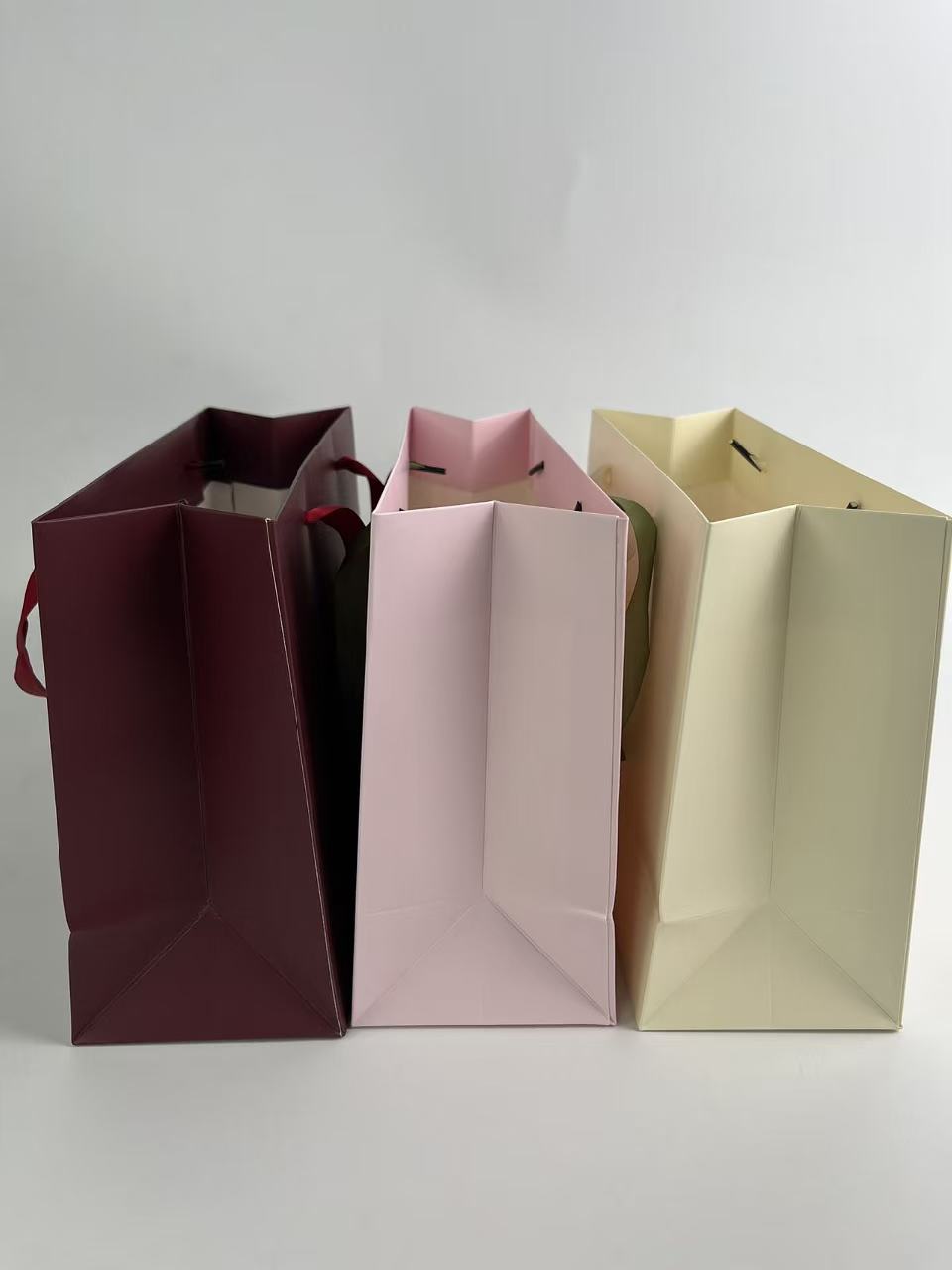 Custom Luxury Paper Shopping Bags with Satin Ribbon Handles