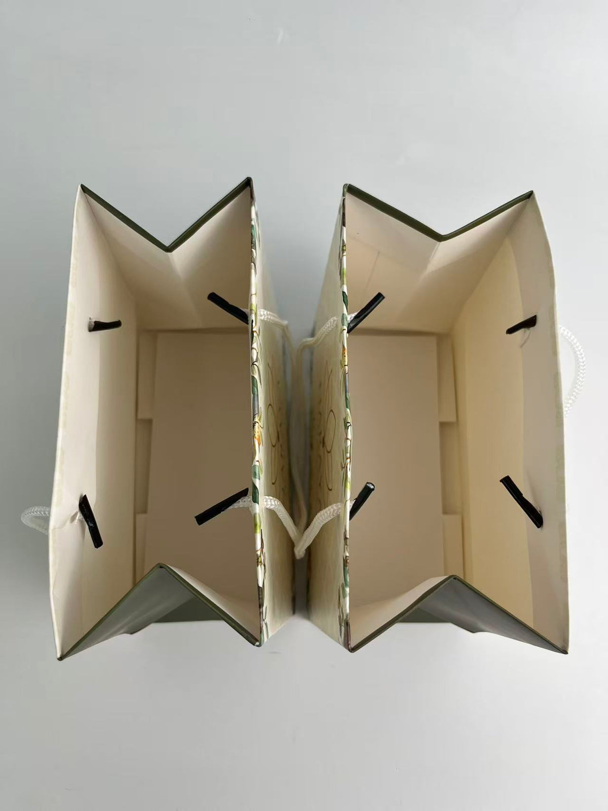 Custom Floral Printed Paper Gift Bags with Rope Handles
